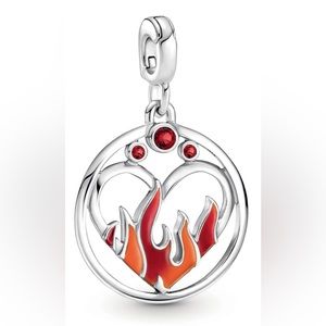 Pandora ME fire inside medallion